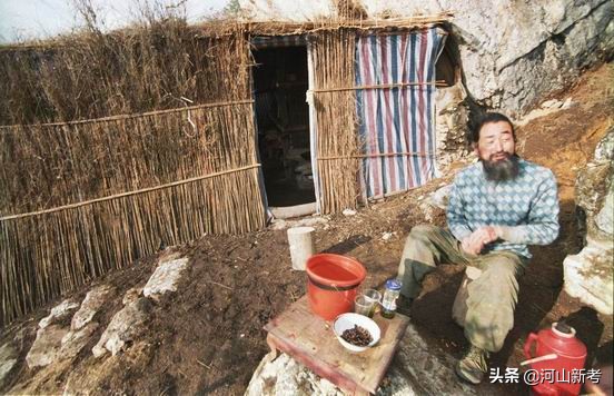 寻找野人的张金星现在如何,张金星神农架野人