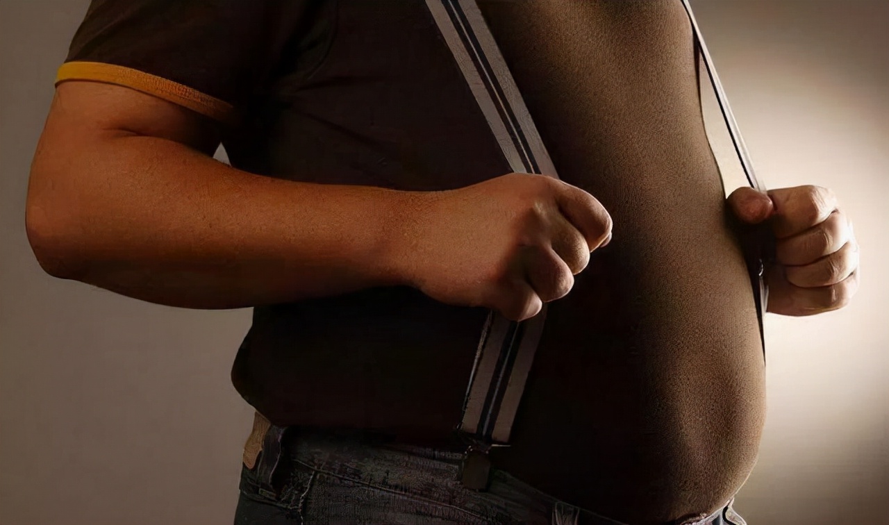 油腻邋遢中年男子的标配,中年油腻男标配你中了几条