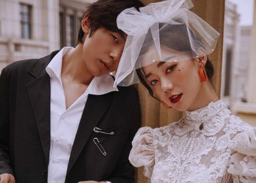 婚纱照挂在什么地方好看,婚纱照挂在什么位置好