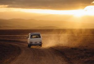 汽车后塑料保险杠凹坑修复方法,汽车保险杠缺一小块点怎么修复