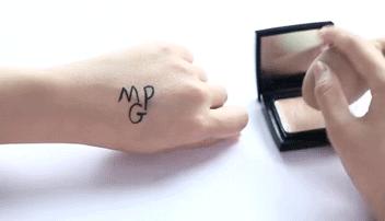 入手被吹爆的毛戈平粉膏,使用起来却频出状况,问题出在哪儿?