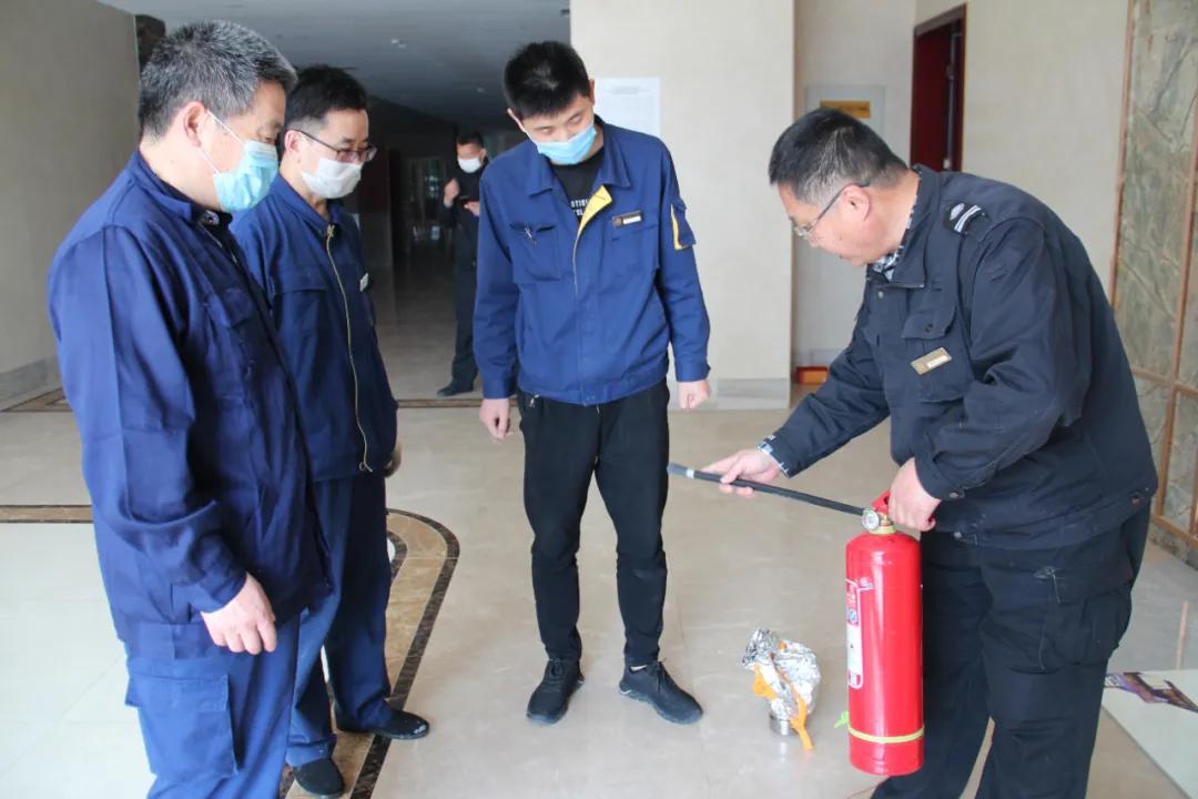 龙冈大酒店开展消防演练，传递安全“正能量”！