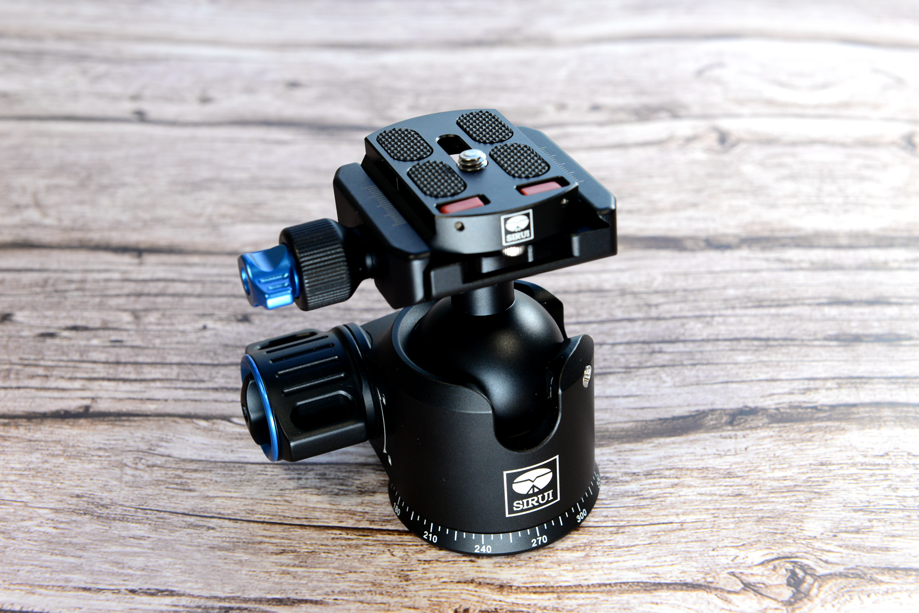 思锐t1204x碳纤维三脚架,思锐长焦三脚架推荐