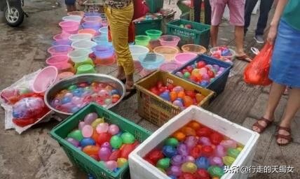 欢乐的泼水节鸟语花香,泼水节溢出的欢乐