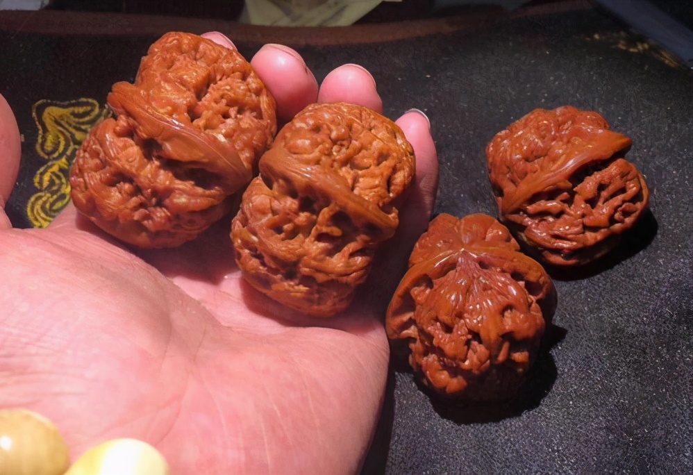 文玩核桃有色差怎么追色,文玩核桃怎么盘才是好