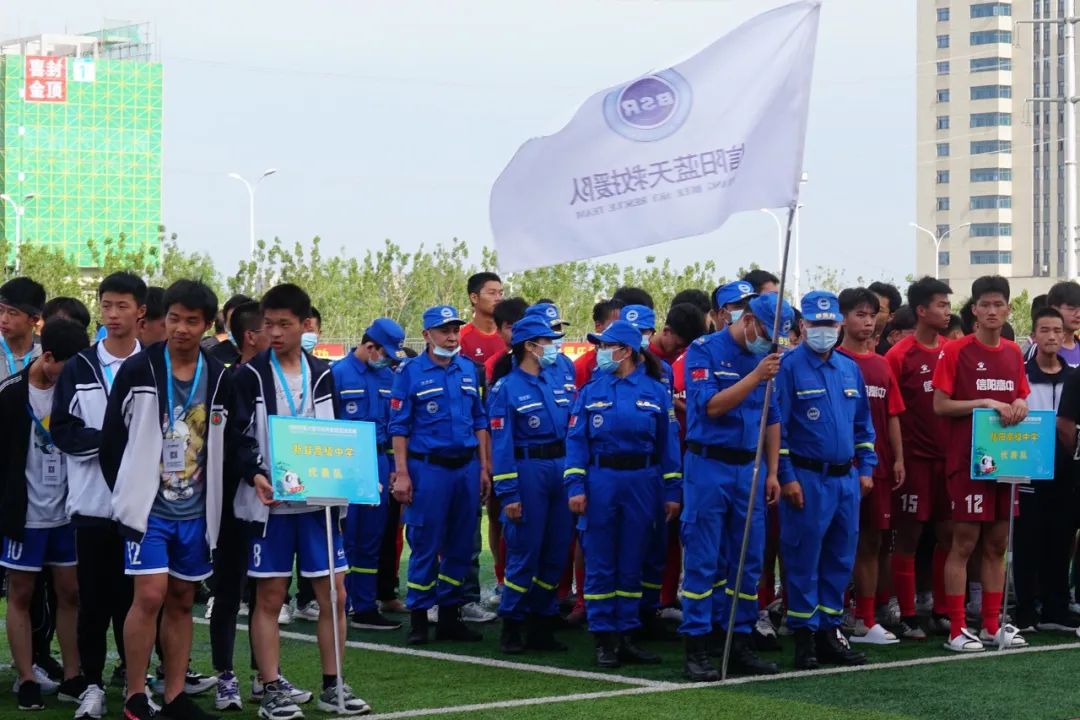 信阳市区长杯校园足球赛开赛图,信阳市第六届市长杯校园足球比赛