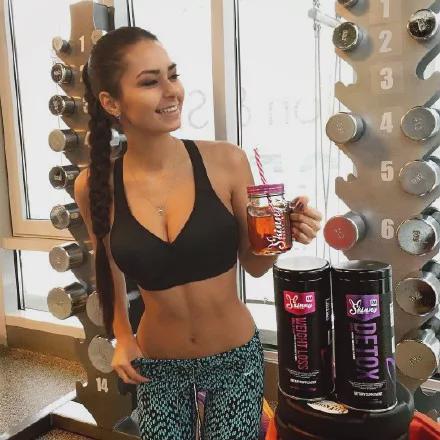 双下巴怎么快速消除4个瘦脸动作,双下巴怎么瘦脸最有效