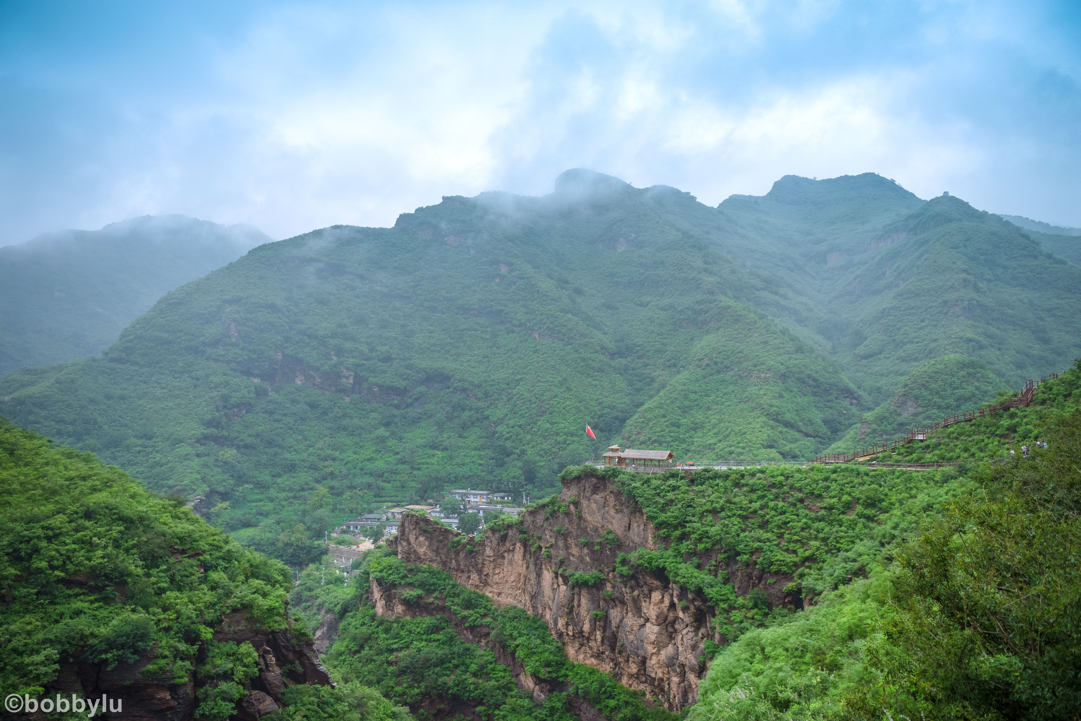 隐藏在深山里的网红景点,隐藏深山古村堪称世外桃源