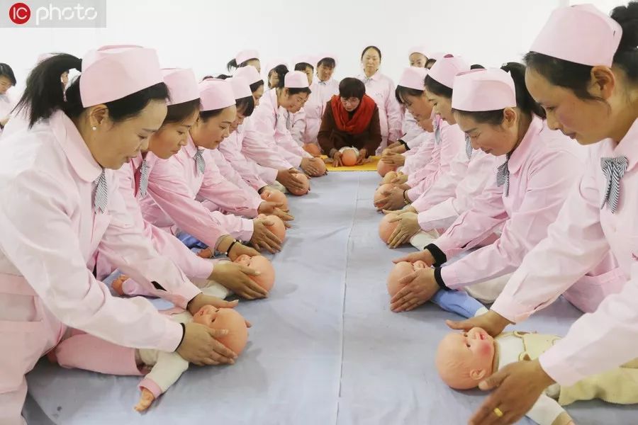 月嫂证书含金量排名,金牌月嫂七天速成