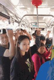 搞笑gif你们这些城里人太会玩了,搞笑gif逗比的世界你永远理解不了