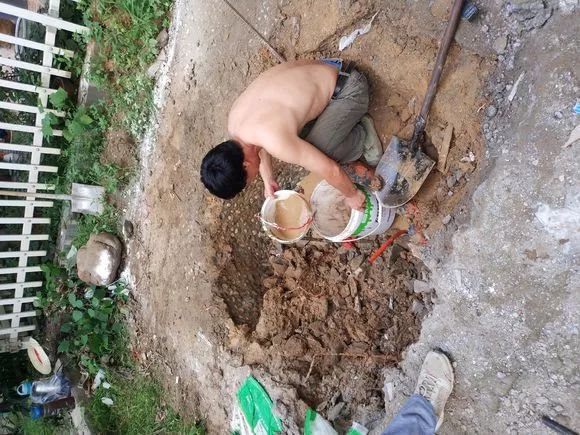 地面上鱼池自动排污过滤施工方法,鱼池过滤系统怎么实现自动排污的