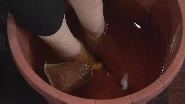 冬季手脚冰凉有什么穴位可以调理,散寒祛湿理气活血化痰消积穴位