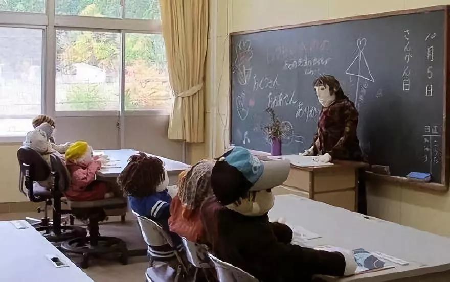 日本有个村庄全是人偶,日本旅游娃娃村