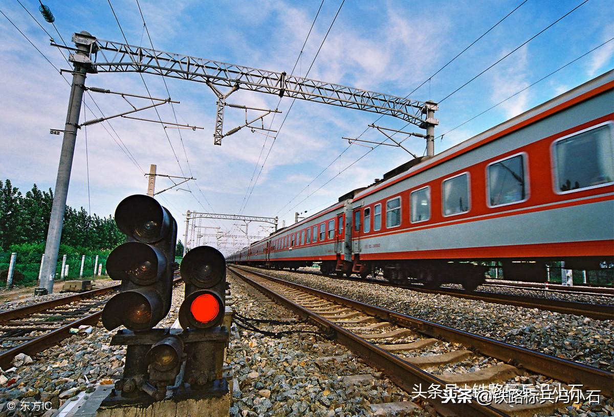 绿皮车火车卧铺是什么样的,中国绿皮火车有哪些卧铺