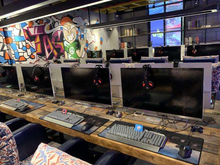 低价出售吃鸡电脑,低价吃鸡电脑