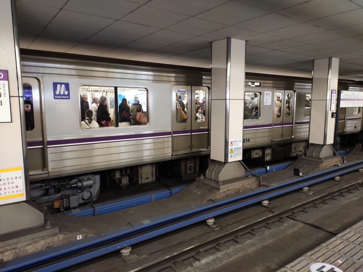 大阪马拉松跑道多少公里,日本大阪马拉松赛道怎么样