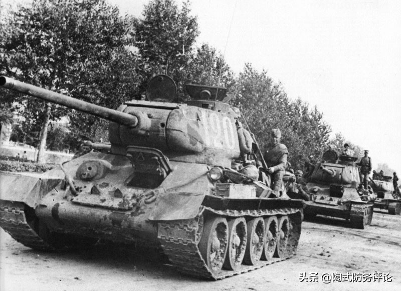 二战黑豹坦克有多高,黑豹坦克是二战中最好的中型坦克