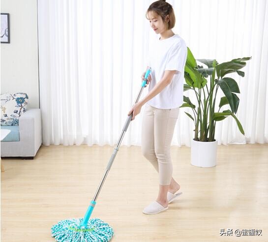 喷水拖把和普通平板拖把哪个好用,旋转拖把和胶棉拖把哪种好用
