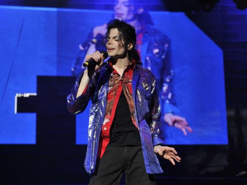 迈克尔杰克逊和张杰合作过吗,张杰和迈克尔杰克逊谁更厉害