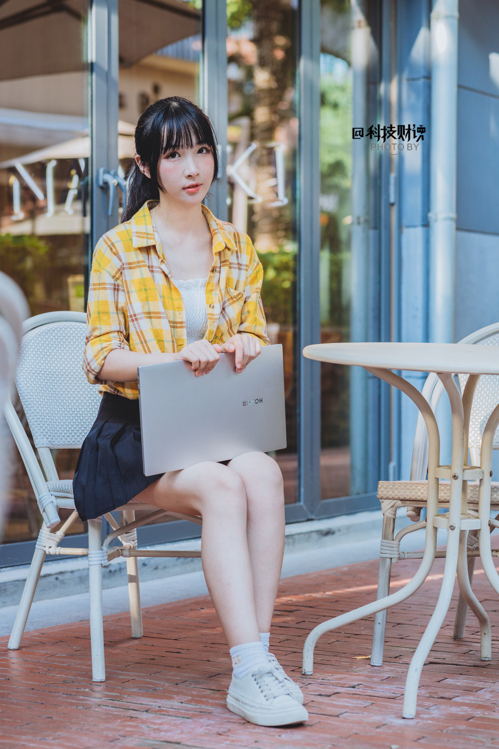 荣耀16.1寸笔记本有多大,荣耀16.1寸笔记本入门