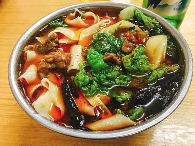 安徽牛肉板面和太和羊肉板面,面中之王清汤面
