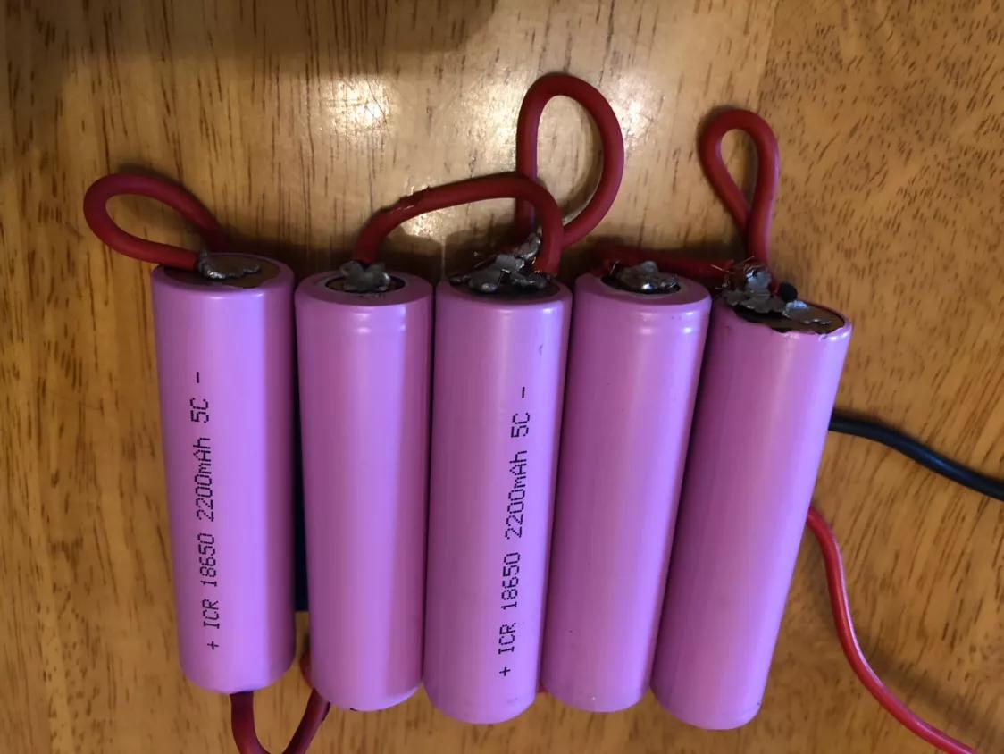 怎样更换吸尘器电池,莱克吸尘器怎么更换电池