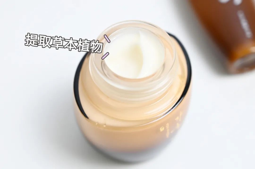 测评超级平价的韩国三星慈慌秀水乳面霜套盒，汉方滋养自律肌肤