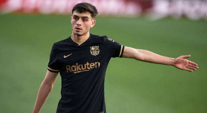 【2022年是个自由身大年,这“11”个人组队就能拿欧冠。】