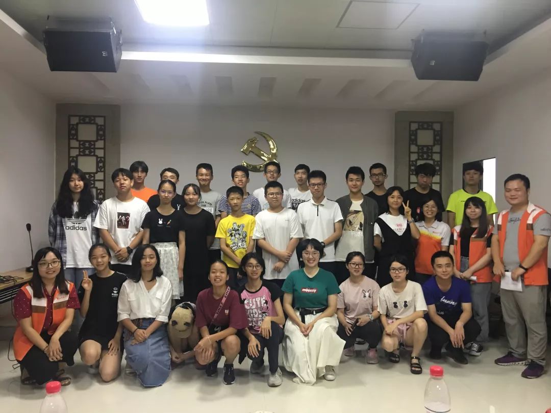 辩论赛唇枪舌战完整版,辩论赛唇枪舌战针锋相对