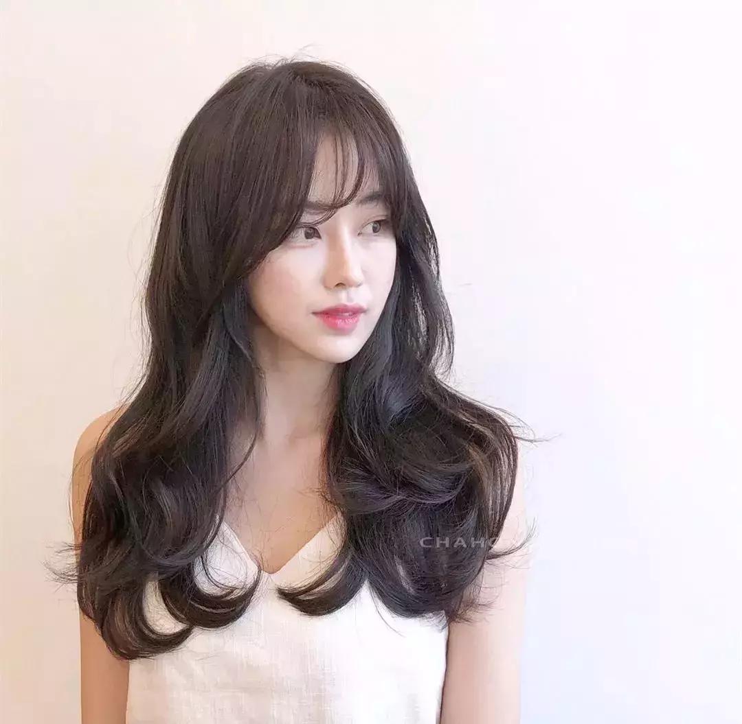 适合大脸的短发发型女最新,大脸妹子最适合的四款发型