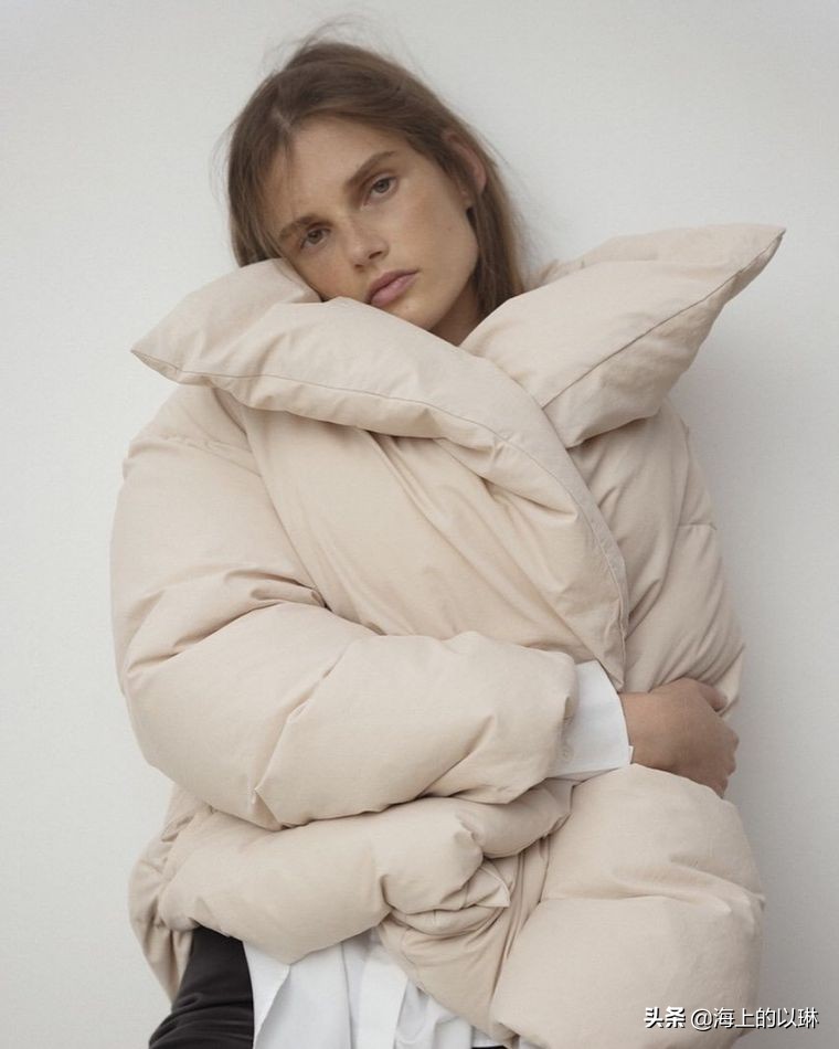 来自北欧的Totême在ins上有多红？很红，很红