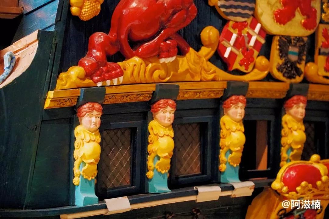 荷兰奥特莱斯折扣店,荷兰奥特莱斯打折