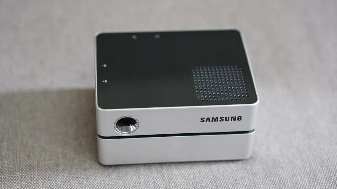 家用高清无线投影仪随身携带,投影仪随身