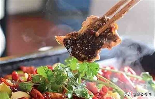 江西非遗美食瓦罐汤,江西瓦罐汤里凉拌土豆丝