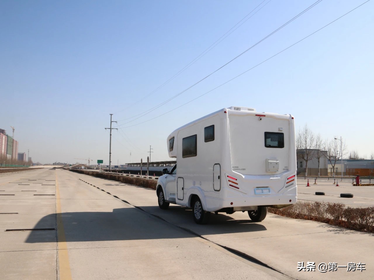 长城炮房车底盘升级气囊,长城炮4座房车测评