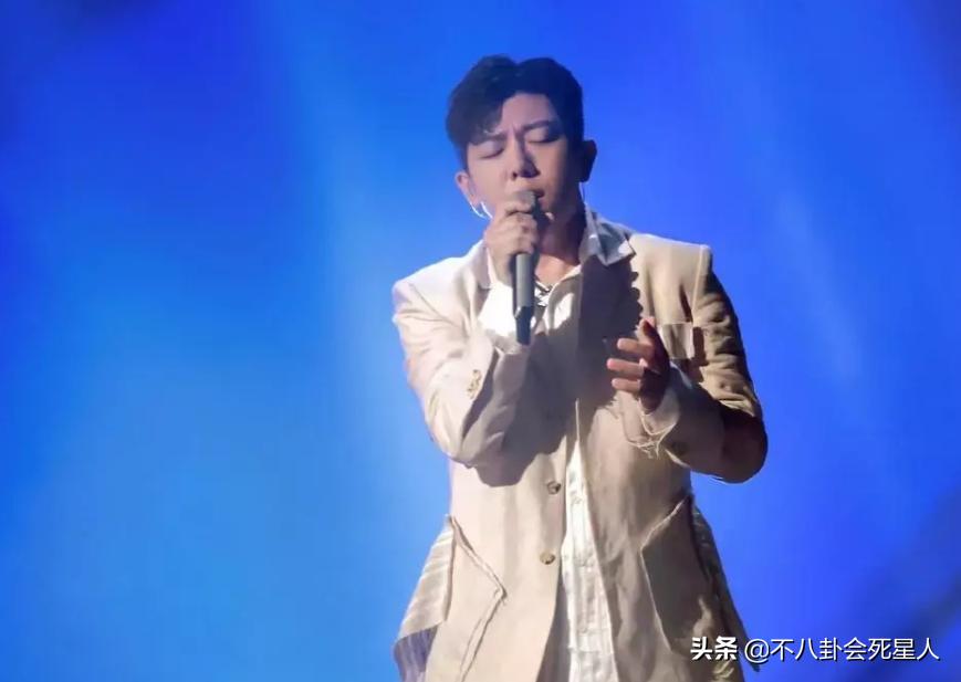 一脸横肉的男人视频素材,一脸横肉的帅哥