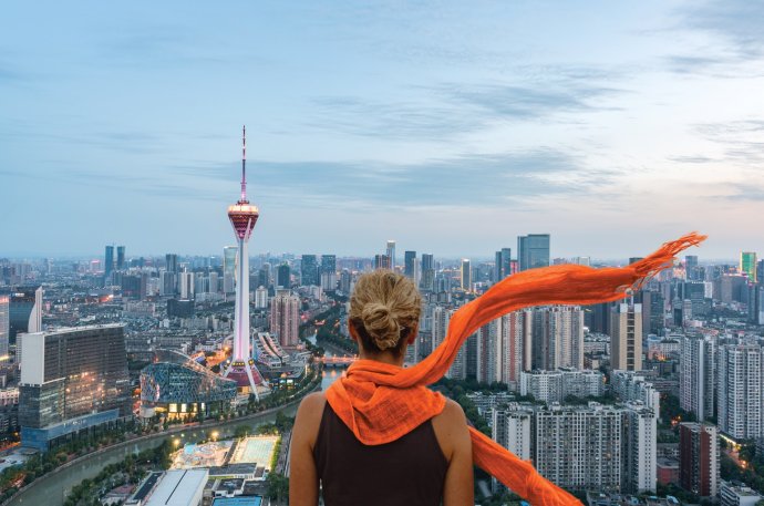 亚太首家希尔顿嘉悦里酒店,自然流淌着老成都的鲜活记忆