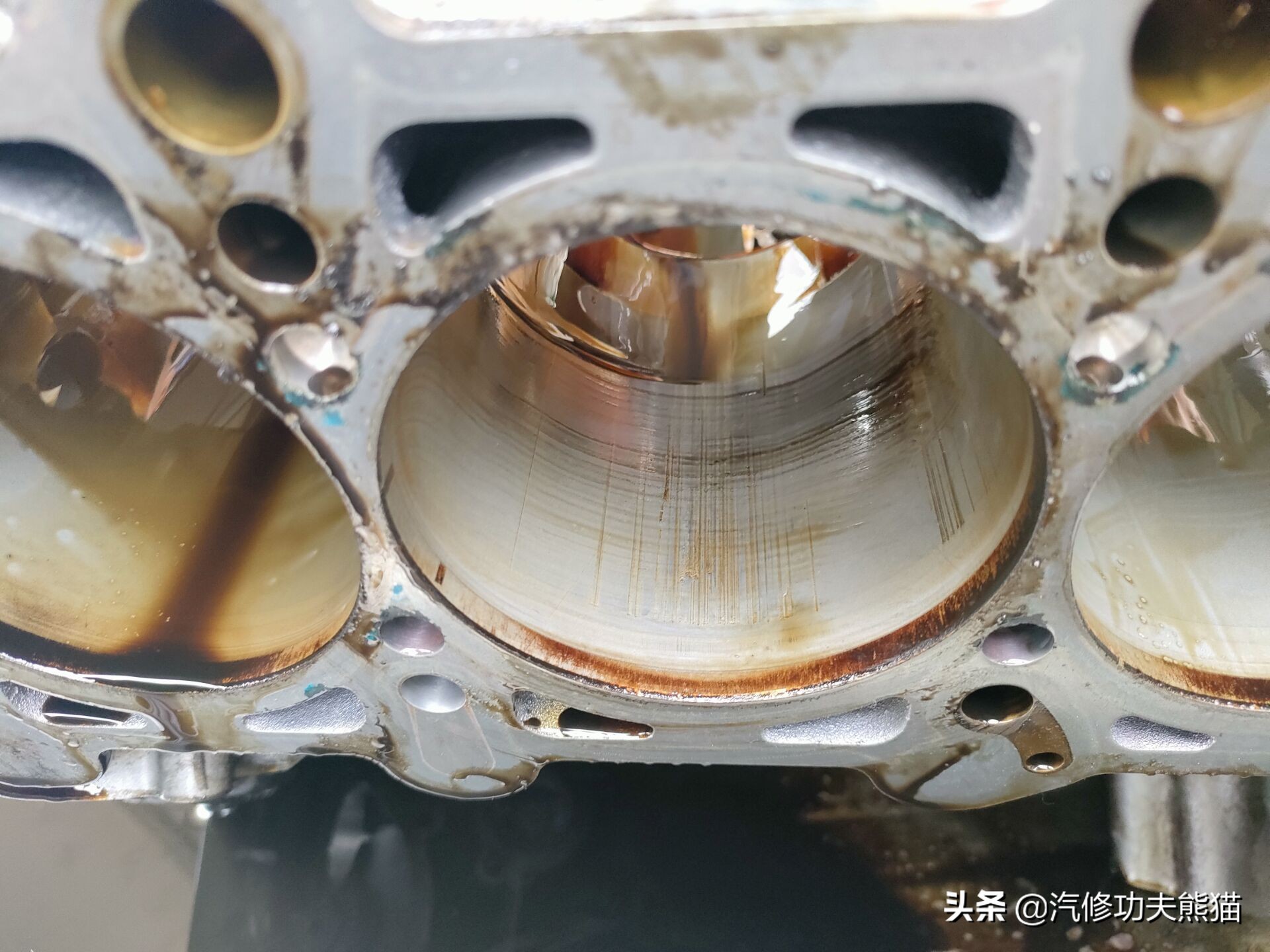 二手途锐烧机油解决要多少钱,二手老途锐烧机油