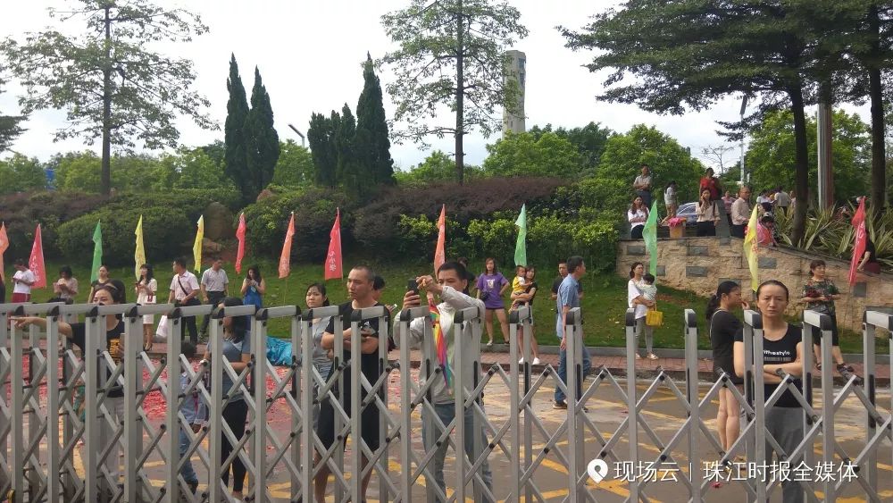 狮山新开的学校,狮山镇新建学校