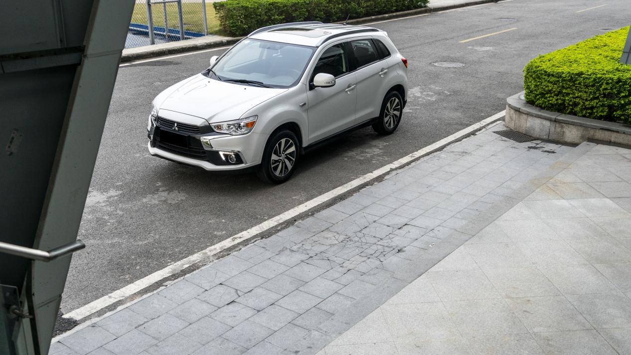 不要柔柔弱弱就要轰轰烈女汉子告诉你为啥选劲炫