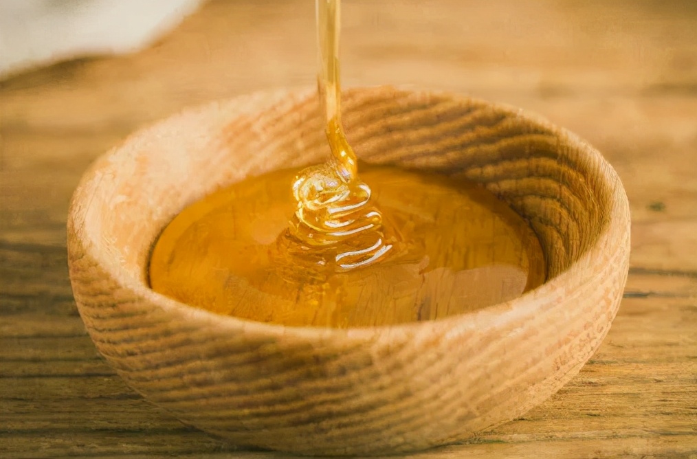 一招对付黑头,针对顽固黑头