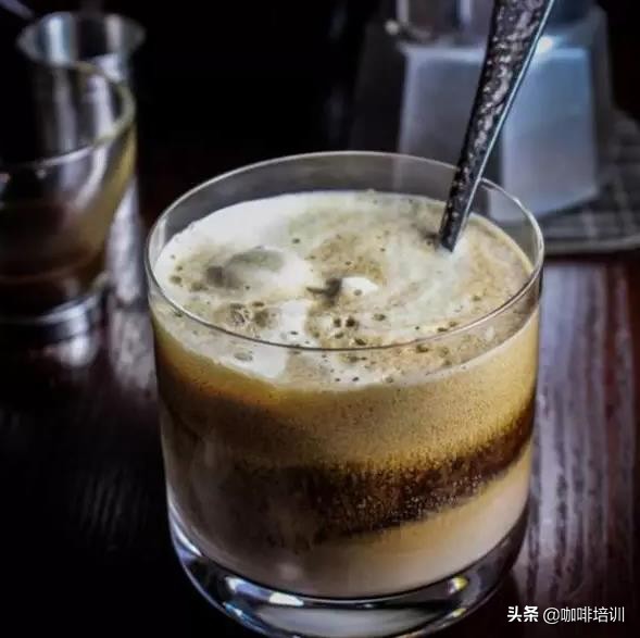 阿芙和佳朵的咖啡怎么做,阿芙佳朵必须用香草口味冰激凌吗