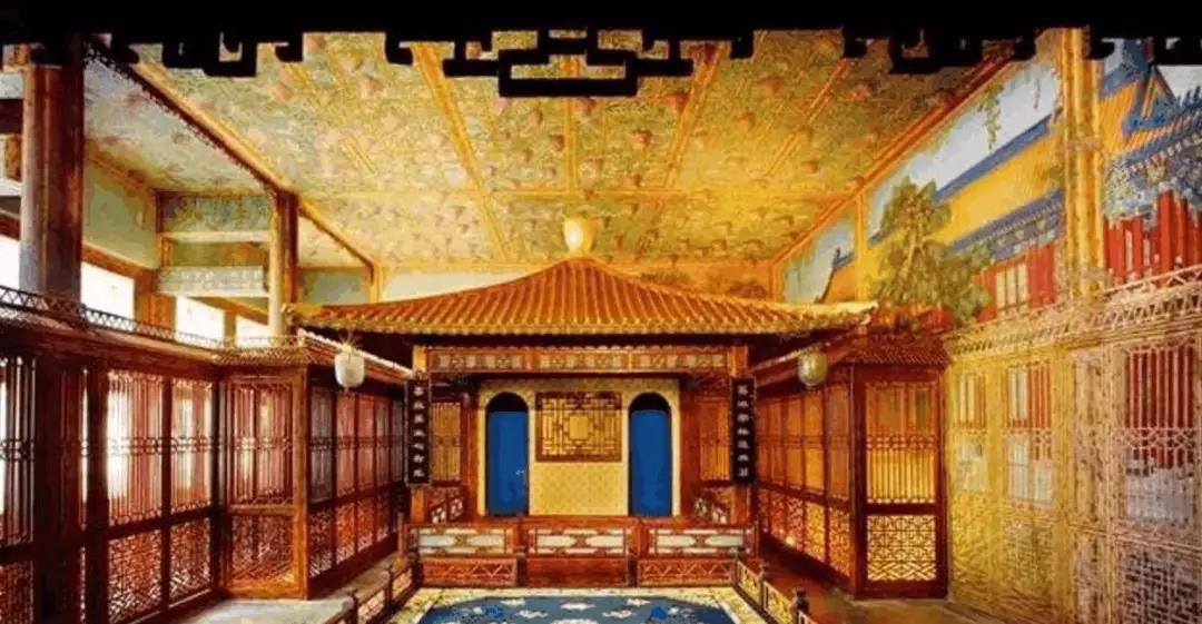 世界上最奢华的宫殿是什么宫殿,世界上现存最大最完整的木质宫殿