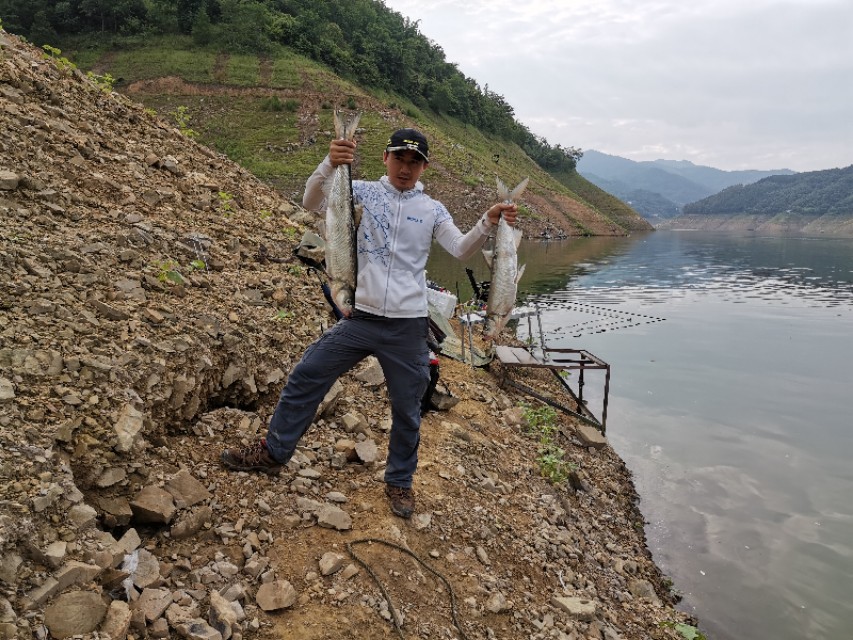 距昆明300公里的垂钓天堂,距离云南近的万峰湖野钓地点推荐