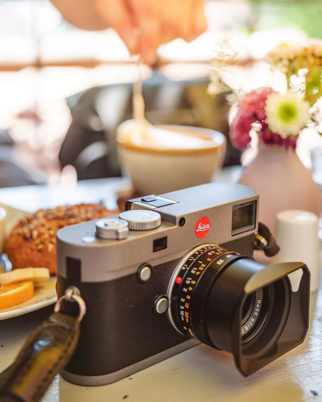 徕卡m-e和徕卡m9哪个好,徕卡m系列最好的相机