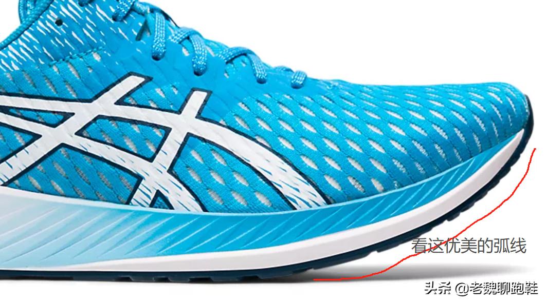 还记得5年前的亚瑟吗,亚瑟士的碳板跑鞋推荐