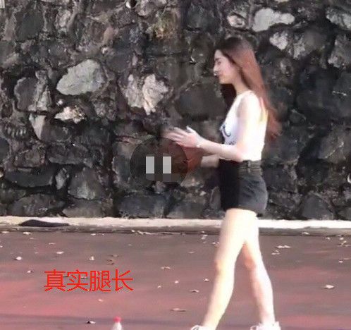 篮球场长腿女生,篮球场长腿女神