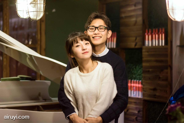 情侣之间必做10件事,情侣间必做的十件小事