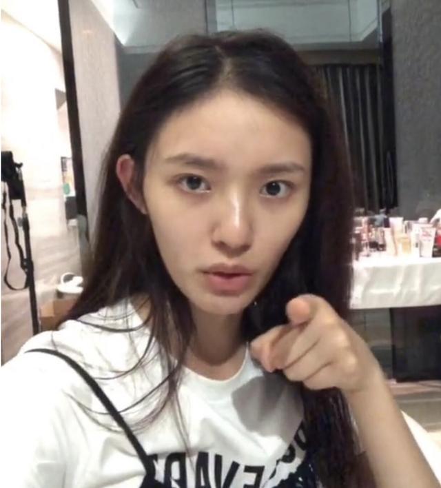 热巴的脸为什么显老,热巴脸显老吗