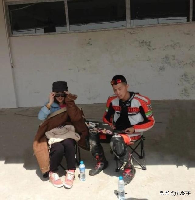 车评人陈震二环开什么车,二环十三郎陈震和车的合影